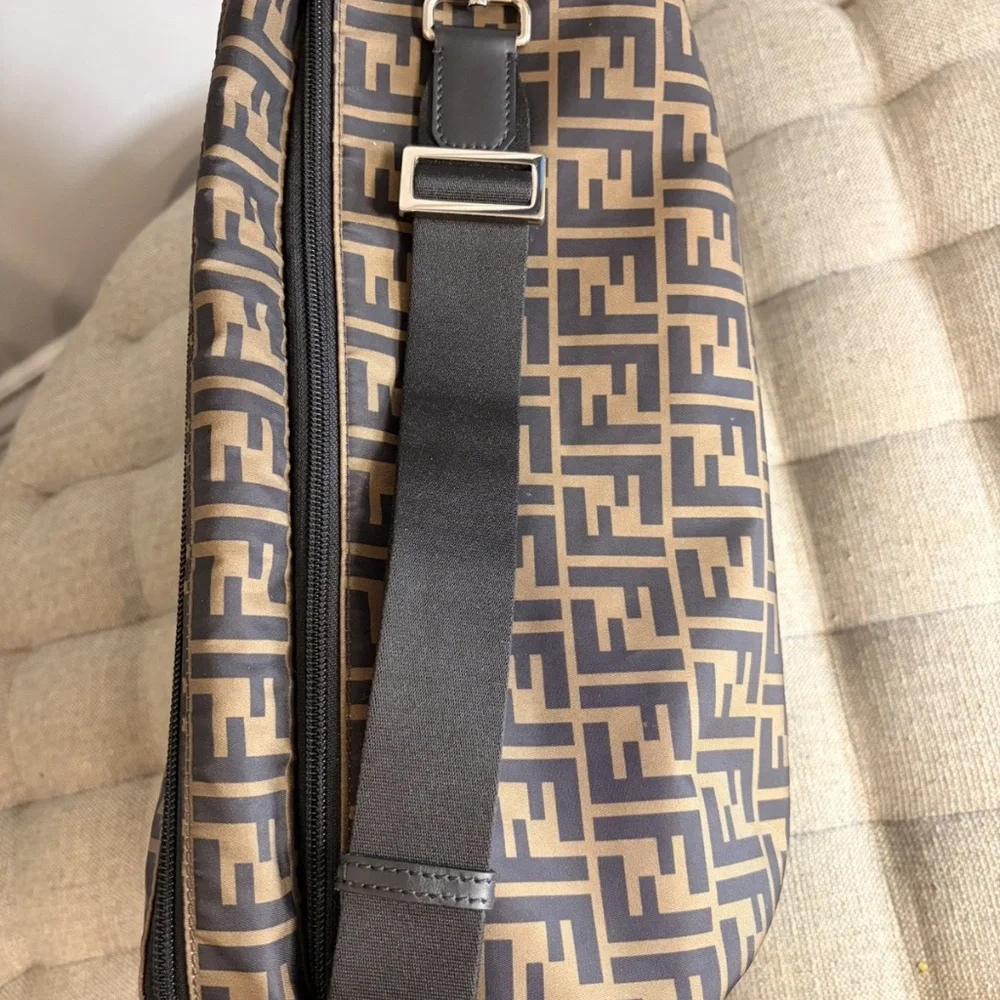 Fendi FF Logo Changing Diaper Bag Brown Monogram 7VB013 AFV5 - Picture 8 of 14